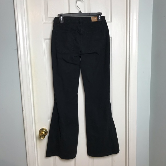 Tommy Hilfiger Black Flare Jeans. Size 5 - Picture 4 of 8
